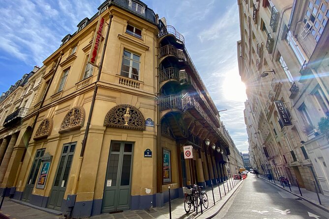 Royal Palace & Covered Passages, audioguided tour - Galerie Vivienne and the grand style of shopping