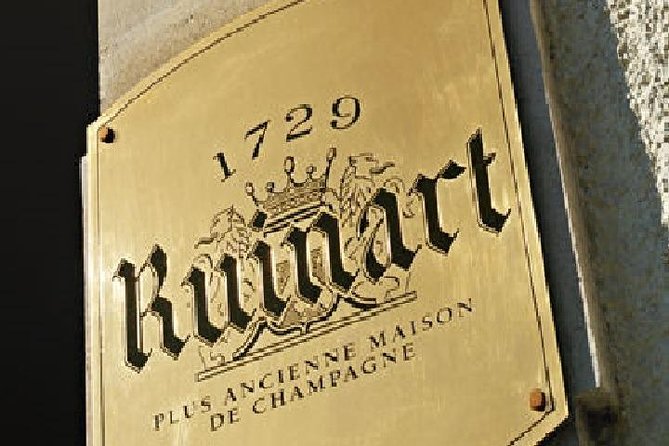 Ruinart champagne special tour - The guides and the feel of the day