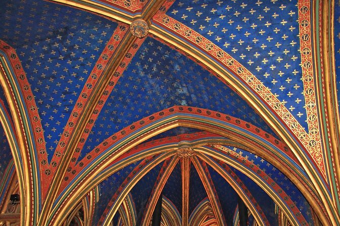 Saint Chapelle Paris Entrance Ticket - Reading the 15 stained-glass windows