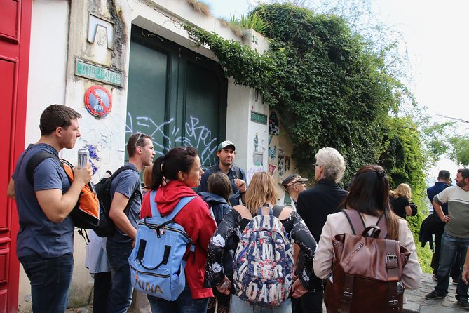 See 10+ Top Paris Sights, Fun Guide - The guide makes or breaks the experience