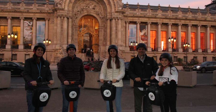 Segway private tour Lights of Paris - Why Paris looks better after sunset
