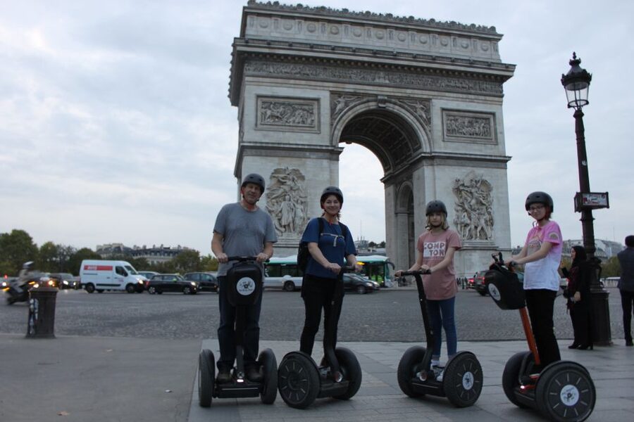 Segway private tour of 1.5 hour - Learning to ride the Segway safely