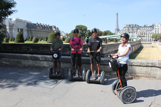 Segway tour Best of Paris - Ecole Militaire and the Eiffel Tower