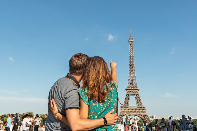 Seine Dinner Cruise, Eiffel Tower Access and Moulin Rouge Show - Organization is the real risk