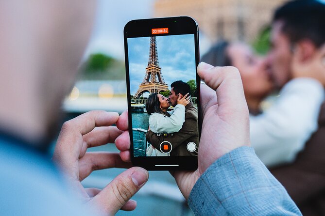 Seine River Dinner Cruise with Live Singer by VIP Yacht de Paris - Is $126.15 a fair price?