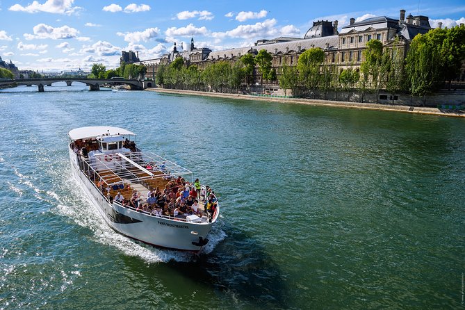 Seine River Direct Access Guided Cruise - Notre-Dame and the islands of the Seine
