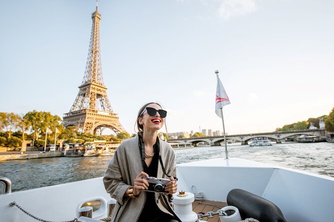 Seine River Direct Access Guided Cruise - How the live commentary works