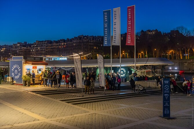 Seine River Evening Cruise with Music (Drink Options) - The Eiffel Tower begins the evening show