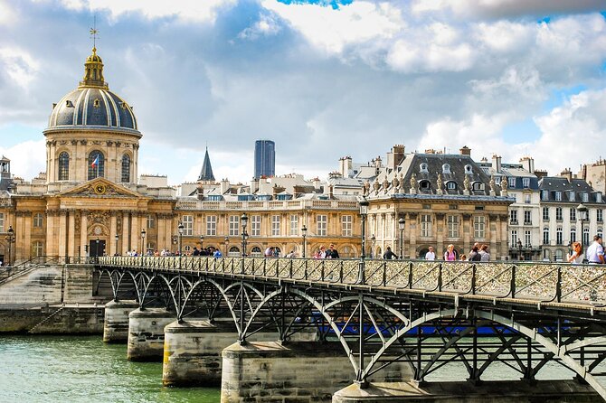 Seine River Walking Tour with Optional Musée d'Orsay and Cruise - The Seine cruise option and its unusual flexibility