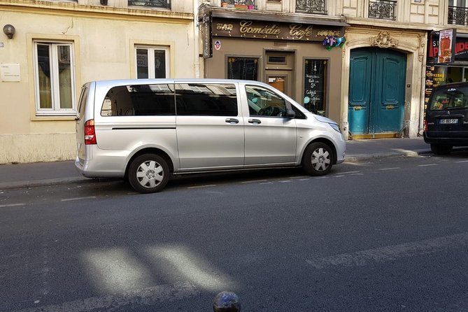 Shuttle Departure from Paris Hotel/Apartment to the Airport - The drivers can make the difference