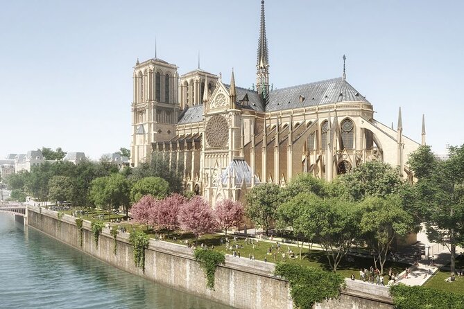 Side-car Paris Visit with a River Cruise - At a glance: what makes this Paris tour different