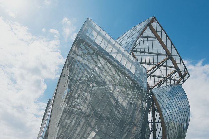 Skip-the-line Ticket Premium Access to Fondation Louis Vuitton - Seeing Frank Gehry’s glass architecture