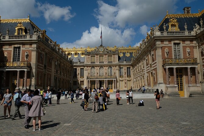 Small Group Paris to Versailles Day Trip with Garden Stroll - The gardens: a short introduction to an enormous estate