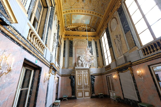 Small Group Paris to Versailles Day Trip with Garden Stroll - Petit Trianon and the Queen’s Hamlet