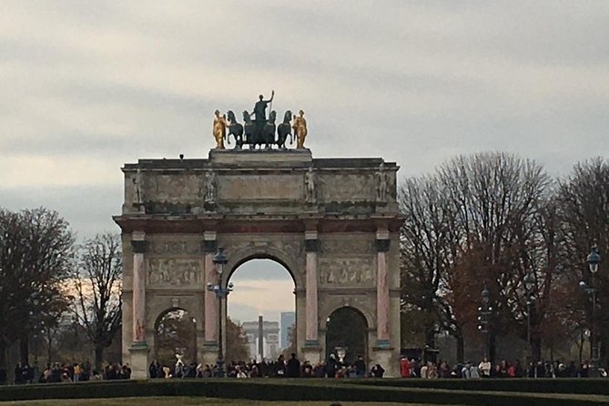 Small Group Tours of Paris in Italian (2 Itineraries) - What the small group changes