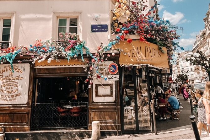 Small Group Walking Tour of Montmartre -10 people max - Place du Tertre and the living artist tradition
