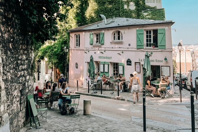 Small Group Walking Tour of Montmartre -10 people max - Pigalle, Napoleon III, and the start of the climb