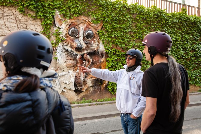 Street Art tour in Paris - Discover Paris murals ! - Parc de Bercy adds a public setting