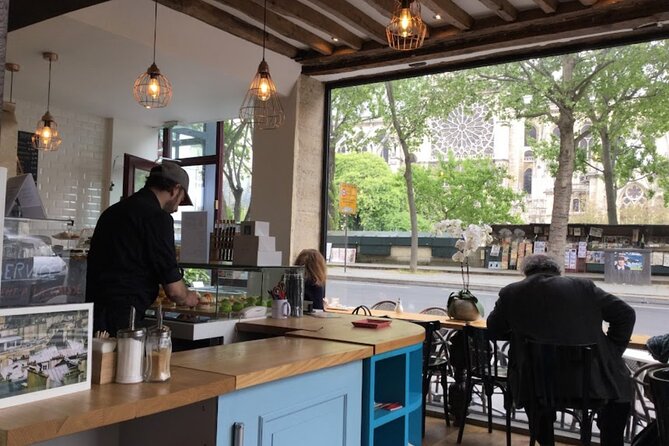 Sweet walking food tour in Paris with local guide - Key points at a glance