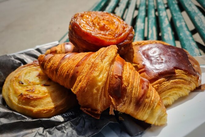 Sweet walking food tour in Paris with local guide - La Maison d’Isabelle and the famous croissant stop