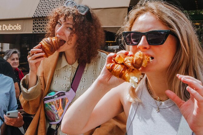 Taste of Paris Food and Bike Tour - Cycling through Le Marais