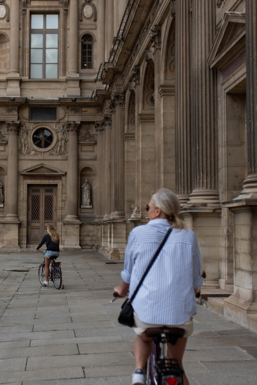 The Best of Paris: Small Group Bike Tour like a Local - Starting near École Militaire