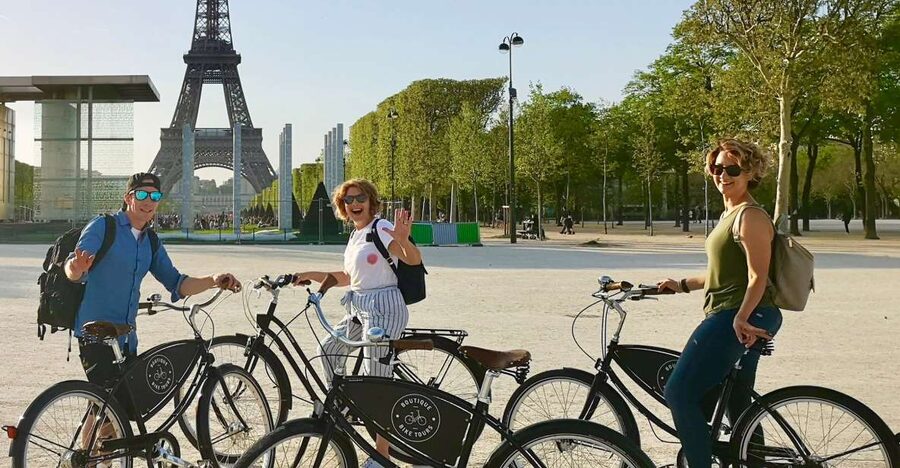The Best of Paris: Small Group Bike Tour like a Local - Stories, photos, and local advice