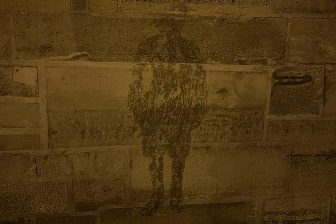 The Darkest Secrets of Paris - Paris after dark, with the romance stripped away