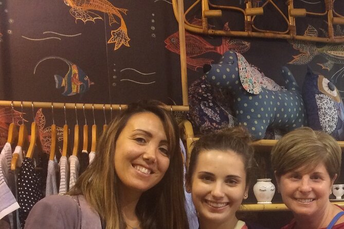 The Fashionista Experience: Personal Shopping and Styling in Paris (Teenagers) - Important sizing and tax-refund details
