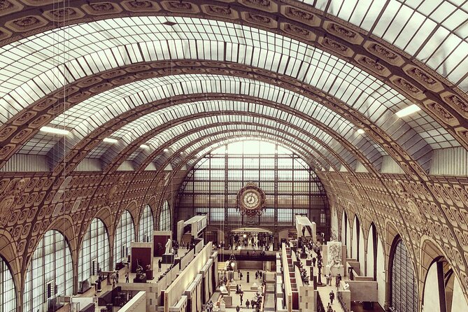 The Musée d’Orsay in Focus: Impressionists & Beyond (Max 6) - The first gallery: Paris and art in a changing century