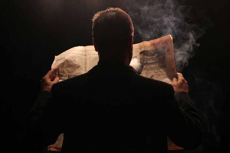 Theatre in Paris: The Bald Soprano (La cantatrice chauve) - Who should see this Paris play?