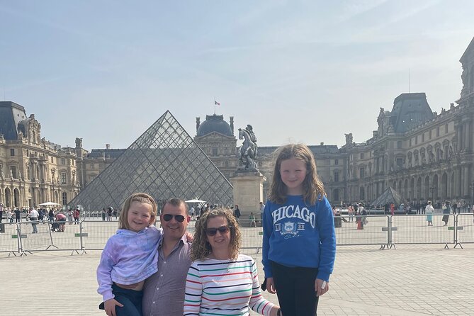 Tj Prestige Transfer in Paris Disneyland - Finding your driver at the airport