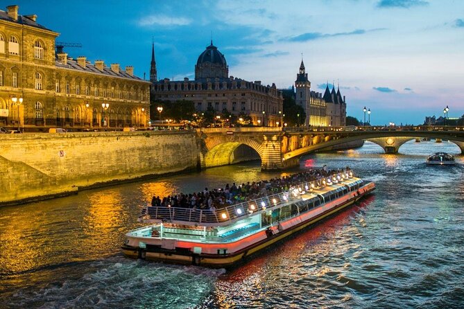 Top Private Cruises in Paris with French Champagne and surprises - Key points to know before you book