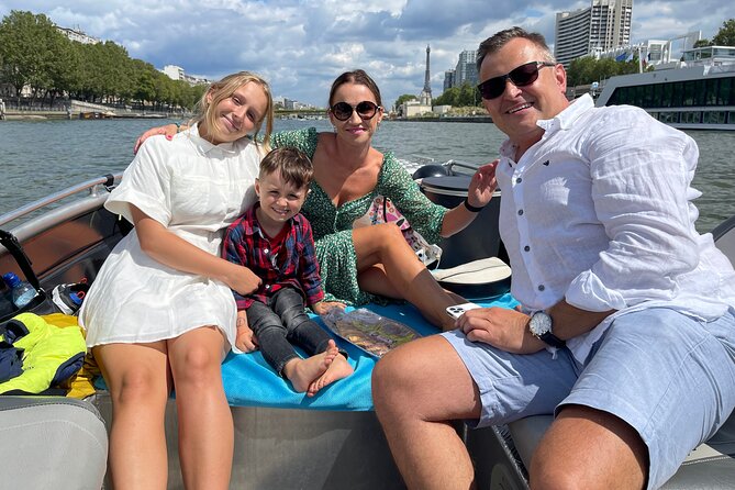 Top Private Cruises in Paris with French Champagne and surprises - Starting opposite the Paris Statue of Liberty