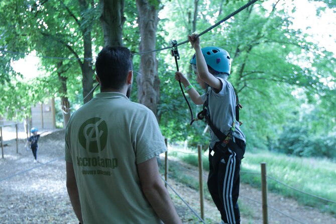 Tree Top Adventure in Rueil-Malmaison - Choosing among different course levels