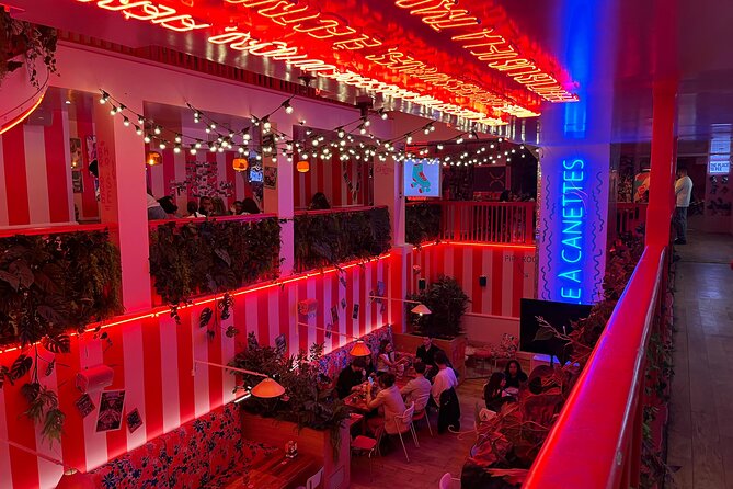 Tripa Paris Pubcrawl / Bar Tours - Who will enjoy this evening most?