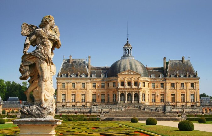 Vaux-le-Vicomte Castle Day Trip with Chateaubus Shuttle - Key points to know before booking