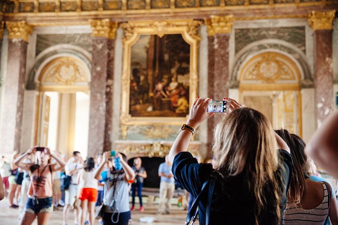 Versailles Château and Gardens Walking Tour from Paris by Train - Summer fountains and Musical Gardens