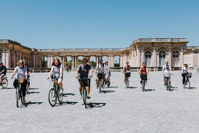 Versailles Domain Bike Tour with Palace Entry by Train from Paris - The royal gardens by bike and on foot