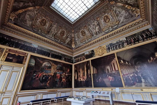 Versailles Domain Private Half Day Guided Tour with Hotel Pickup from Paris - The gardens and musical fountains