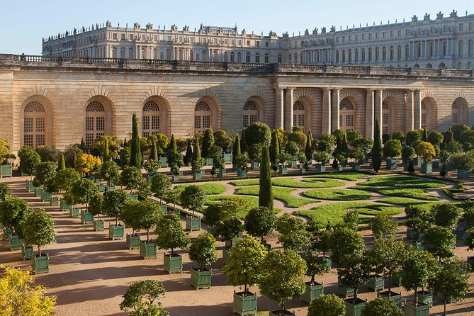 Versailles: Full Day Tour & Shuttle from Paris - Two hours in the Gardens of Versailles