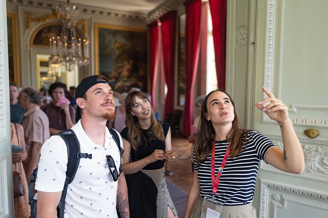 Versailles Full-Day Tour with the Estate of Marie-Antoinette - What the guides add to the experience