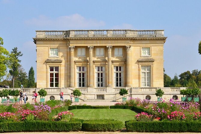 Versailles Half Day Private Tour Trianons & Gardens Included - The Gardens and the long royal view