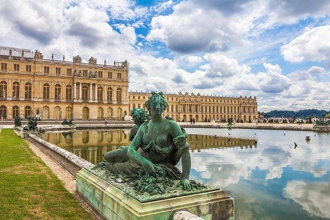 Versailles Palace and Park Private Guided Day Tour from Paris - Hotel pickup removes the first headache
