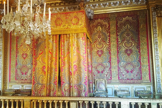 Versailles Palace & Gardens Audio Tour - Private Transportation - The guide-driver makes the biggest difference