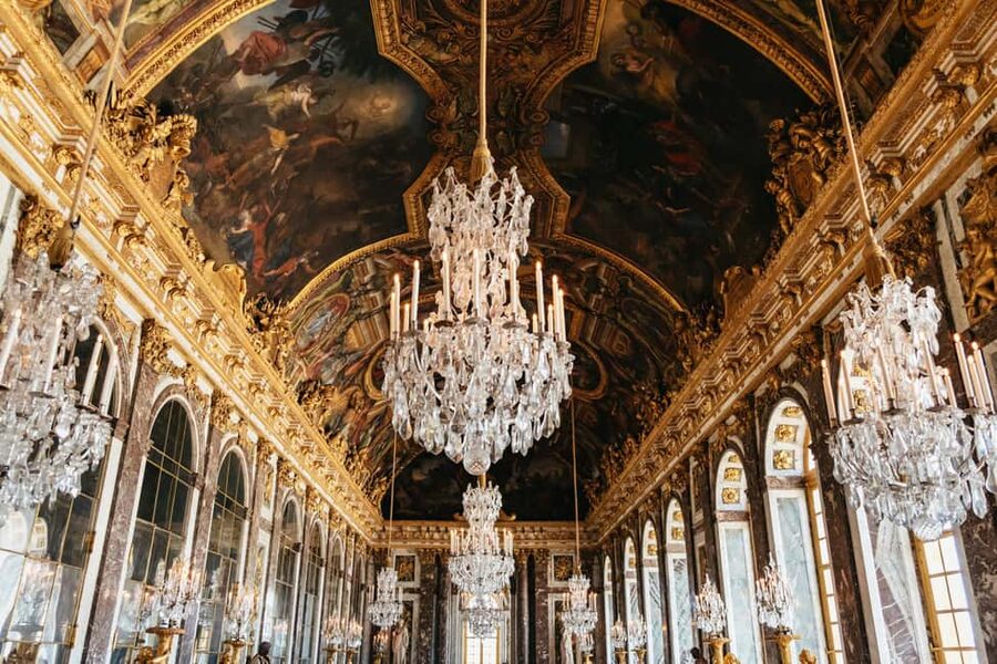 Versailles: Palace, Gardens & Marie Antoinette’s Estate Tour - Should you book the Versailles Palace, Gardens and Marie Antoinette’s Estate Tour?