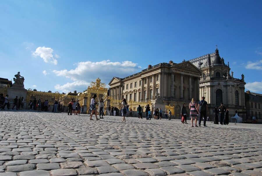 Versailles: Palace Guided Tour with Skip-the-Line Ticket - The State Apartments and royal rooms