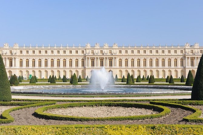 Versailles Palace & Marie-Antoinette's Estate Guided Tour - Price, timing, and who gets the best value