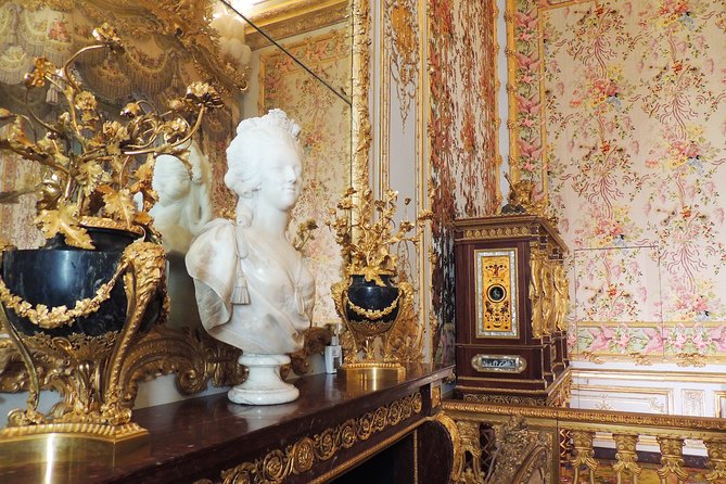Versailles Palace Private Half Day Guided Tour including Hotel Pickup from Paris - Free time in the French Gardens
