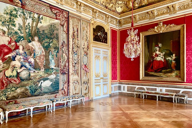 Versailles Palace Private Tailored Guided Tour With Hotel Pickup - Should you book the Versailles private tour?